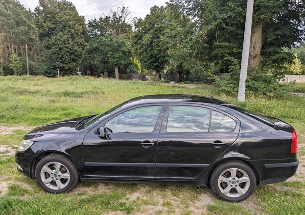 Skoda Octavia cena 17700 przebieg: 166150, rok produkcji 2008 z Oborniki małe 79